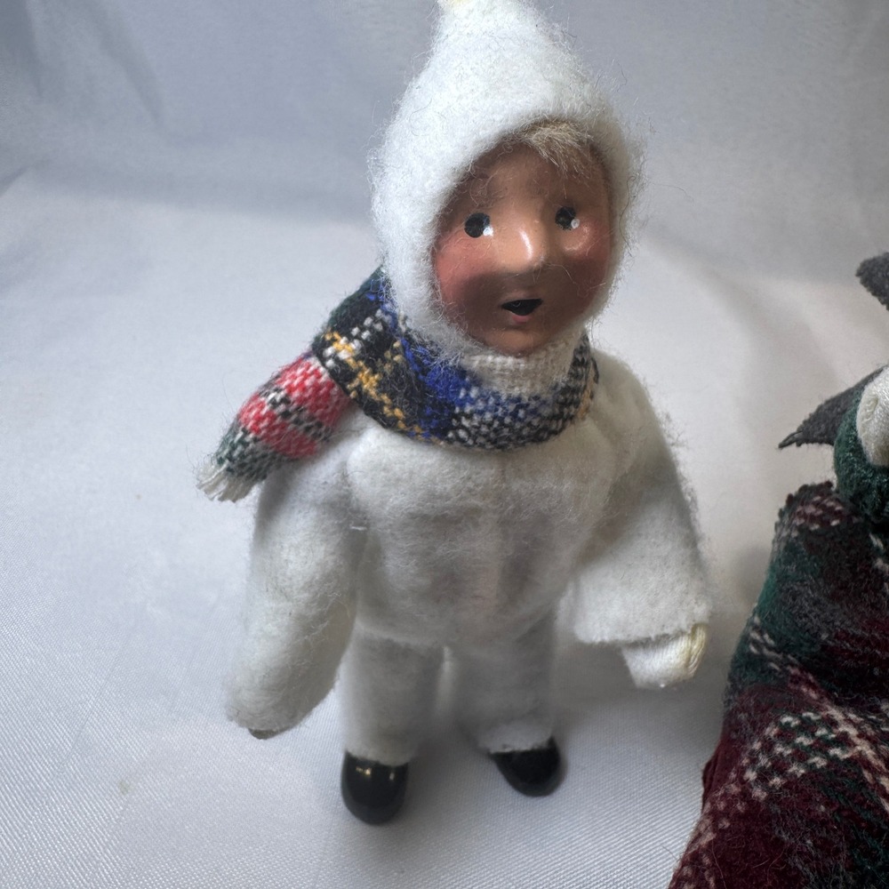 Vintage 1992 Byers Choice The Carolers Winter Sledding Children Set of 4 Baby - Picture 6 of 11